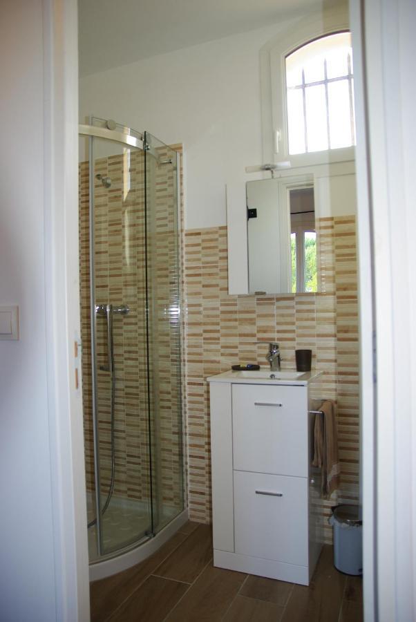 Les Coronilles Bed & Breakfast Saint-Maximin-la-Sainte-Baume Exterior photo